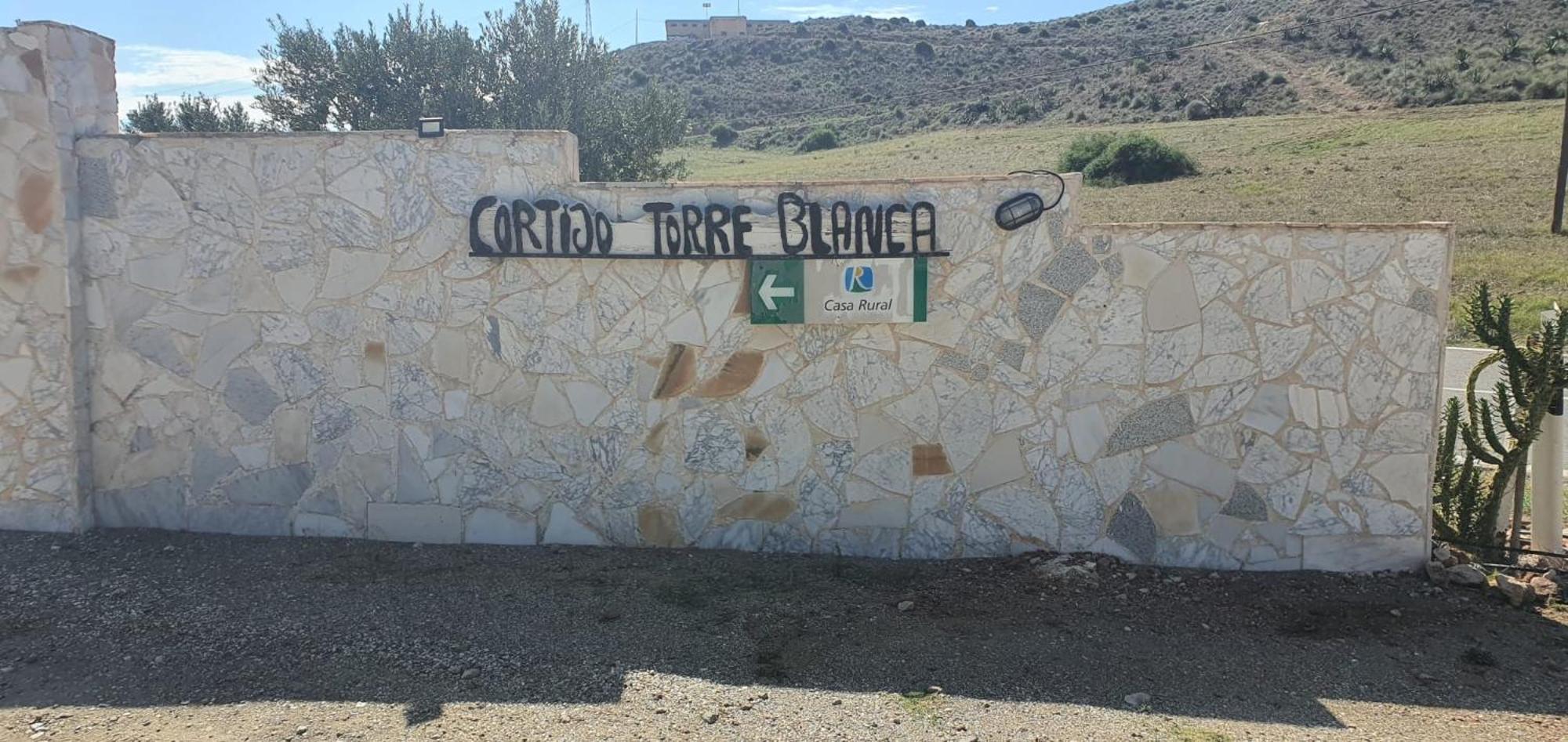 Casas Rurales Cortijo Torreblanca Parque Cabo De Gata El Pozo de los Frailes Extérieur photo